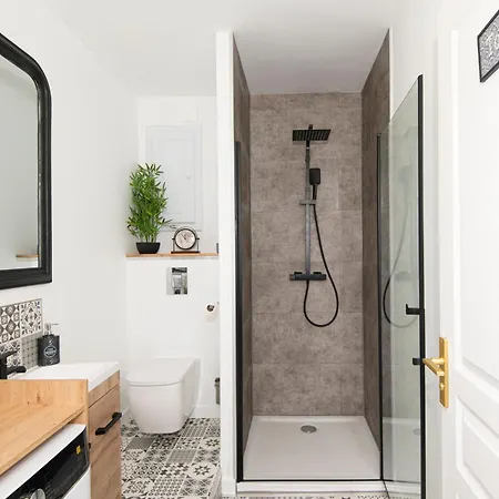 Apartamento Entier Face Au Chateau Sedan