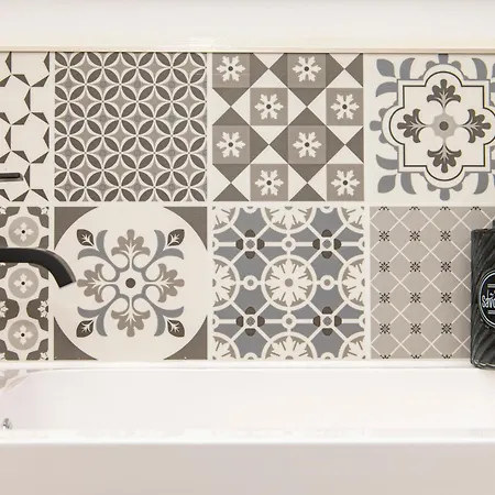 Entier Face Au Chateau * Sedan